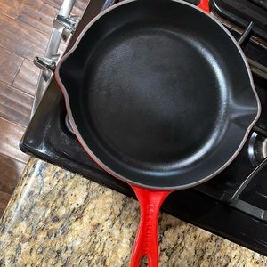 Le creuset red Orange skillet